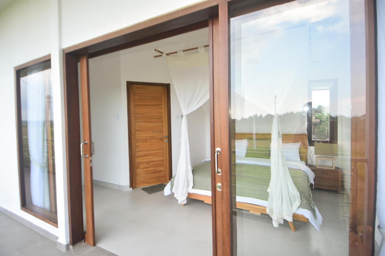 Three Palms Surf & Stay Medewi Airsatang Esterno foto