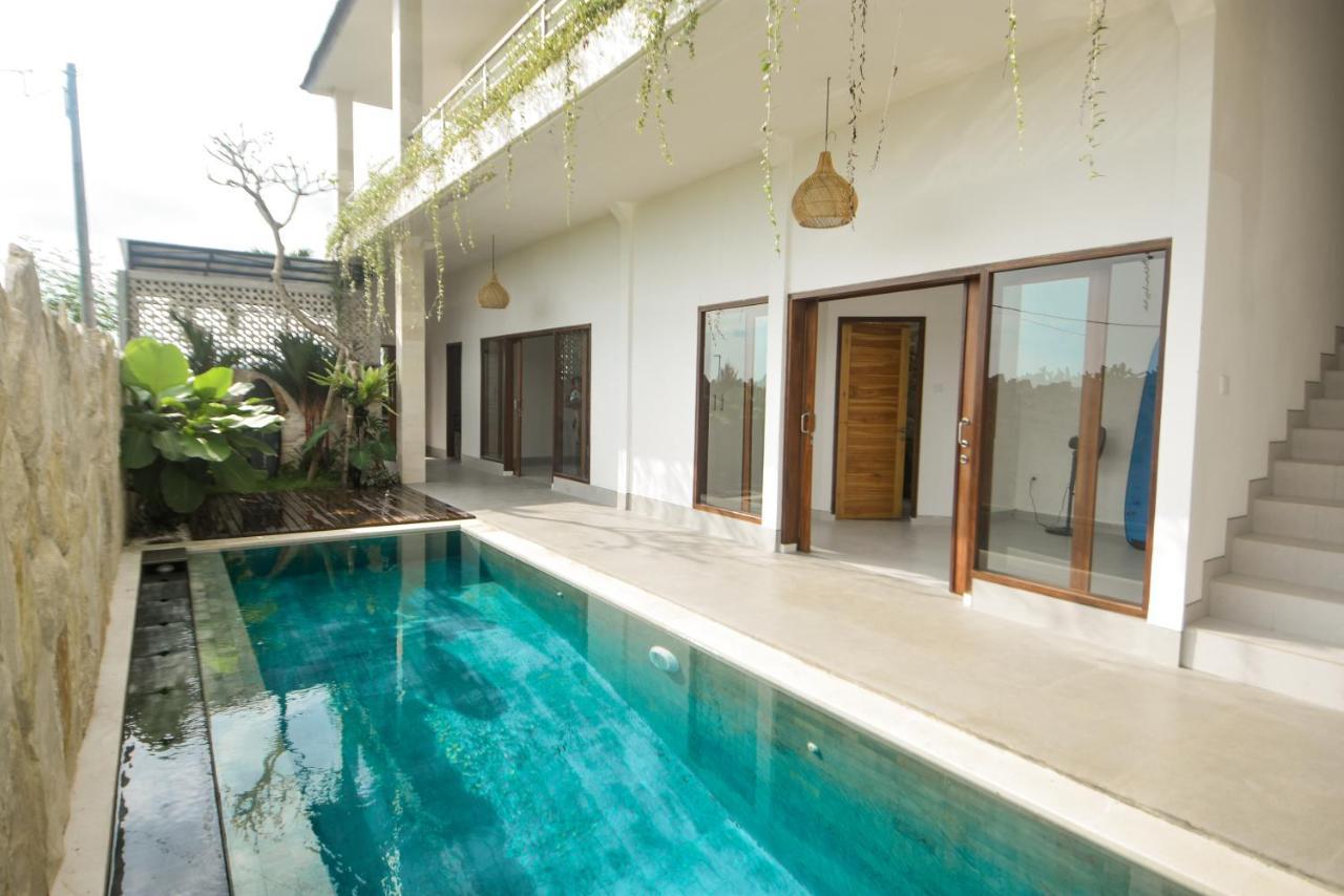 Three Palms Surf & Stay Medewi Airsatang Esterno foto